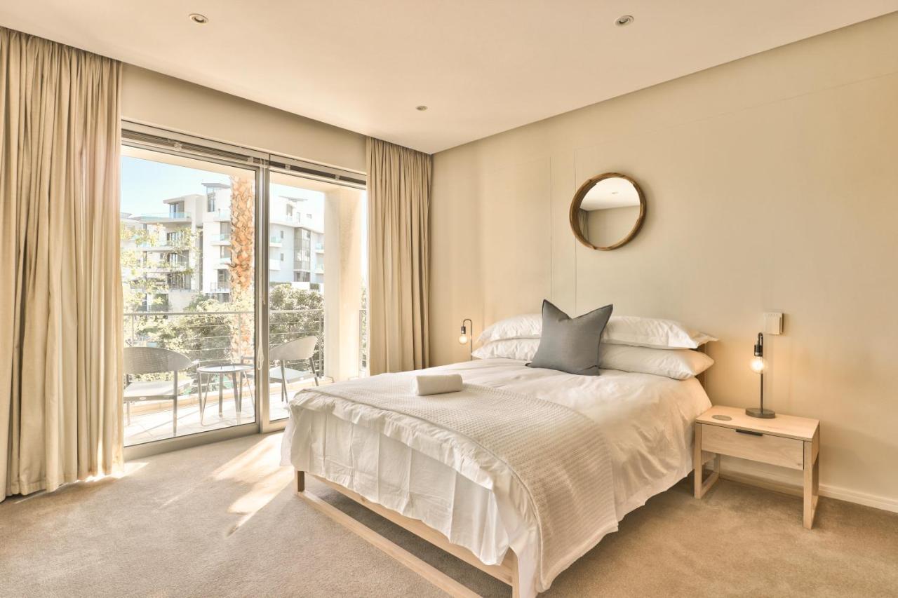 Elegant V&A Waterfront Canal Apartment Cape Town Exterior photo