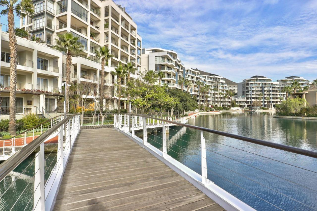 Elegant V&A Waterfront Canal Apartment Cape Town Exterior photo