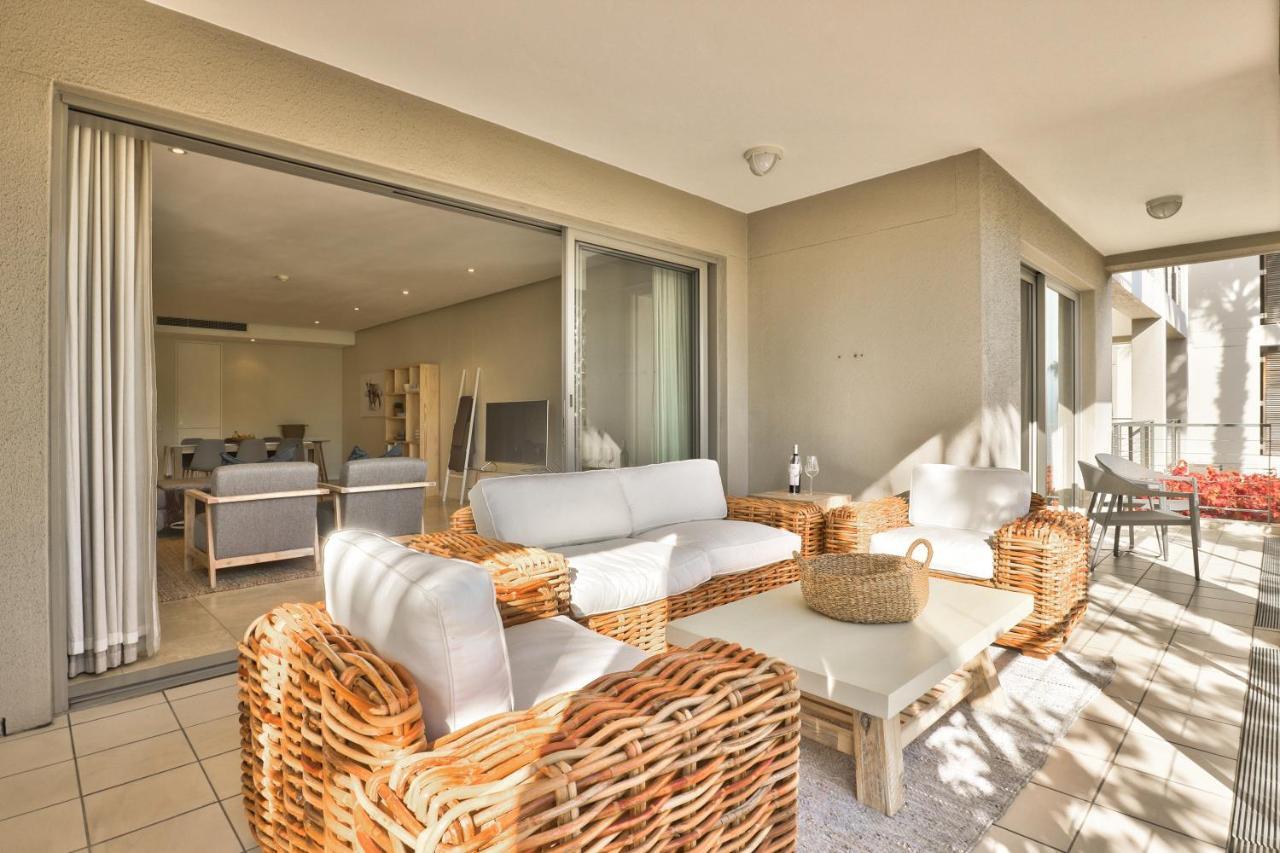 Elegant V&A Waterfront Canal Apartment Cape Town Exterior photo